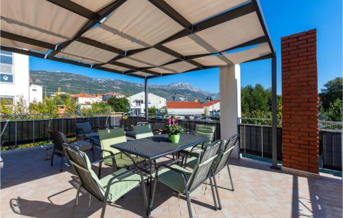 Apartment Kastel Stari 20