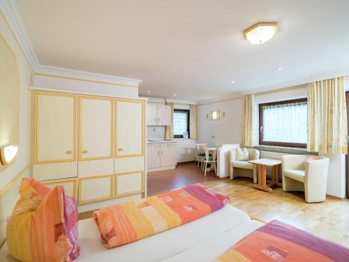Studio in Saalbach near Ski Slopes