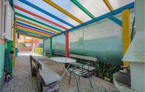 Fotografie z fotogalerie ubytování Pet Friendly Apartment In Duba v destinaci Pelegrin
