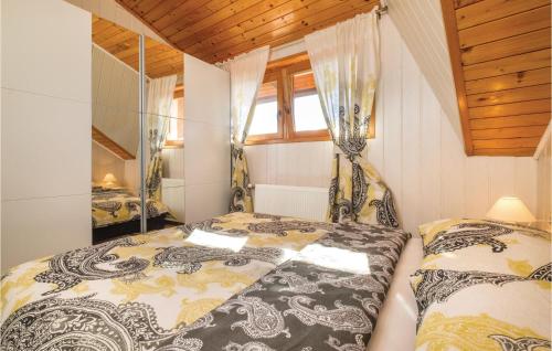 Postelja oz. postelje v sobi nastanitve Stunning Apartment In Velika Gorica With Wifi