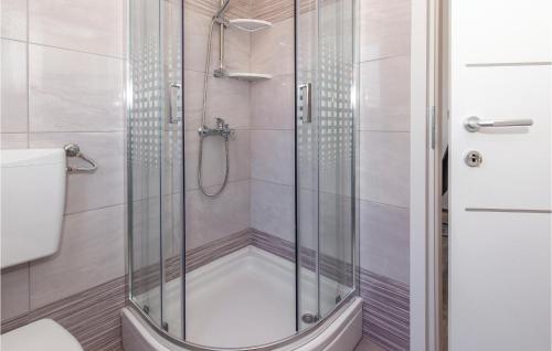 Koupelna v ubytování Gorgeous Apartment In Crikvenica With Wifi