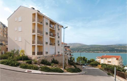 Two-Bedroom Apartment Misevac With Sea View 07