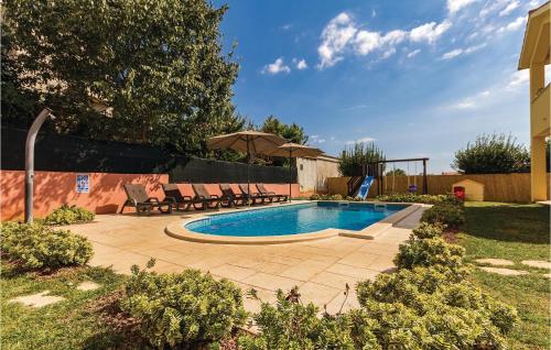 Amazing Home In Medulin