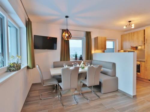 Kuchyň nebo kuchyňský kout v ubytování Appartement Edith
