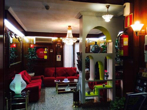 Ruang duduk di Hostal Sonsoles Madrid-Centro