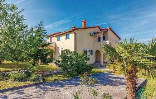 Two-Bedroom Apartment In Barban-Rebici