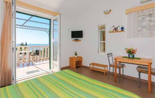 Apartment Omis With Sea View Iii
