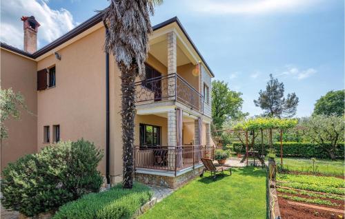 1 Bedroom Beautiful Apartment In Umag