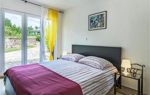 Gallery image of 4 Bedroom Cozy Home In Cere in Santalezi
