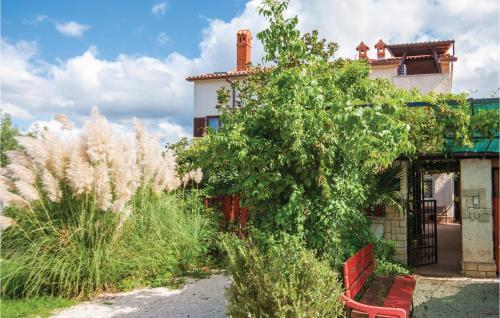 One-Bedroom Apartment In Fazana