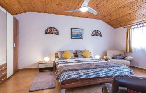 Istumisnurk majutusasutuses 2 Bedroom Stunning Home In Privlaka