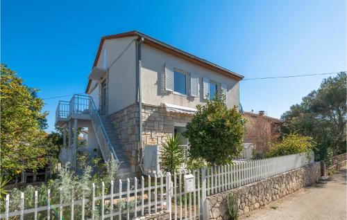 Zdjęcie z galerii obiektu Apartment Ivanje Gomile Bb Croatia w mieście Stari Grad