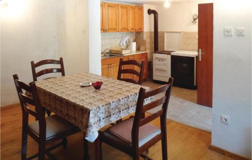 Two-Bedroom Holiday Home In Novi Vinodolski