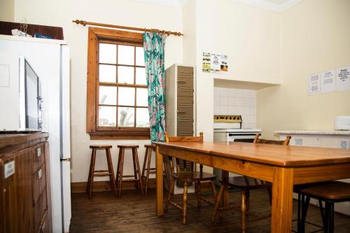 Kuchyň nebo kuchyňský kout v ubytování Jikeleza Lodge