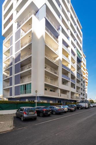 Praia da Rocha, 601 Faia, Lovely Studio, Air Conditioning and Free WIFI, by IG