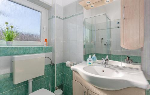 Gallery image of 2 Bedroom Gorgeous Apartment In Drazice in Dražice