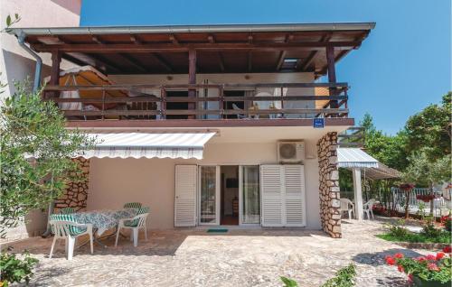 Two-Bedroom Apartment In Jadrija