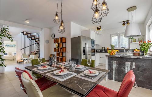 Lovely Home In Medulin
