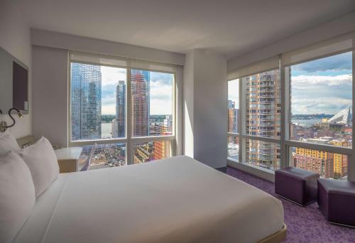 YOTEL New York Times Square Image