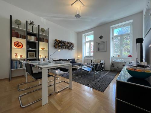 Wohnen auf Zeit - Vienna Design Apartment by Rabe - Parkplatz & Netflix & Coffee-Bar - nahe Schloss Schönbrunn