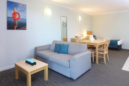 Posezení v ubytování Manly Marina Cove Motel