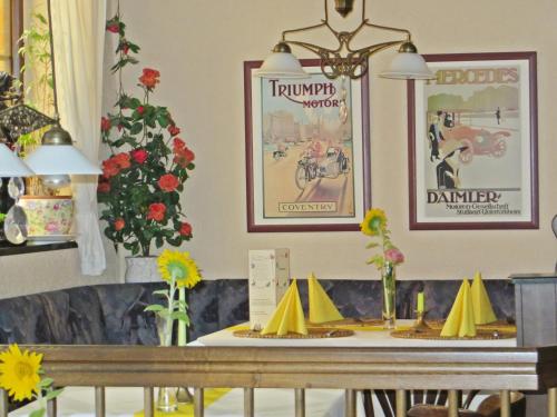 Φωτογραφία από το άλμπουμ του Hotel Roseneck σε Hagenow
