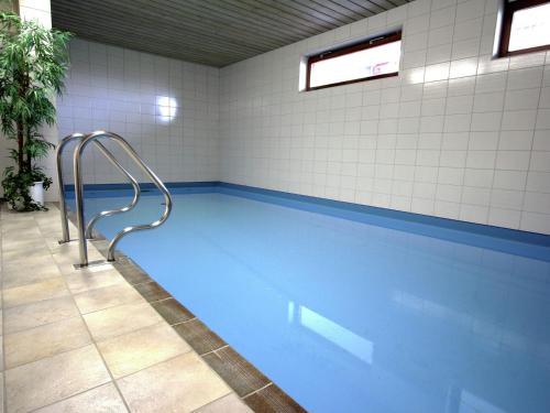 The swimming pool at or close to Stylish apartment with indoor pool and infrared sauna in the Bavarian Forest