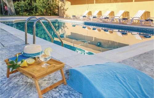 Stunning Home In Benalmádena