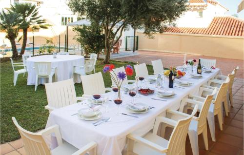 Stunning Home In Benalmádena