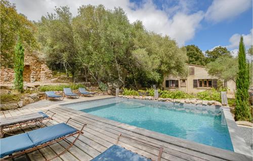 Nice Home In Sartene With 3 Bedrooms, Wifi And Outdoor Swimming Pool