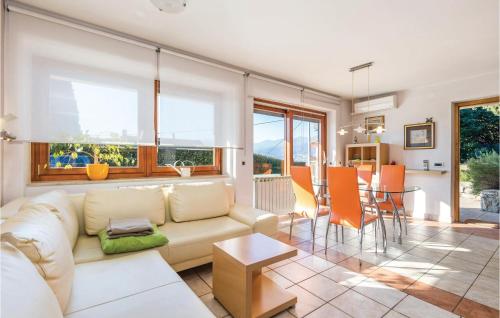 Setusvæði á Stunning apartment in Rijeka with 1 Bedrooms and WiFi