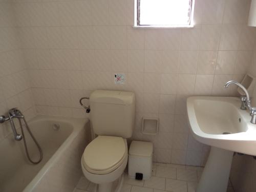 Gallery image of renesis studios in Lithakia