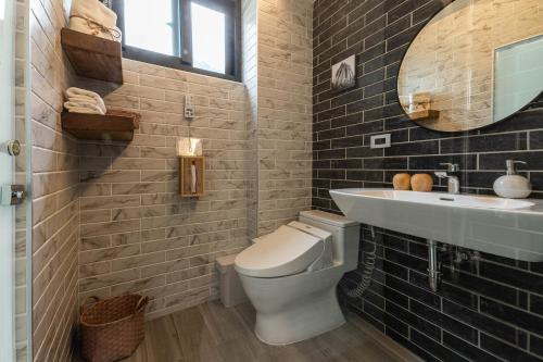 Echovilla Classic tesisinde bir banyo