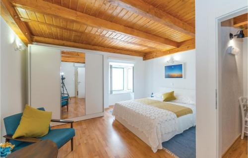 Awesome Home In Pag With Wifi