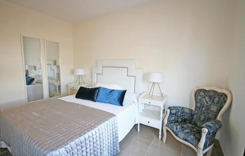 エステポナにあるBeautiful Apartment In Estepona With 2 Bedrooms, Wifi And Outdoor Swimming Poolのギャラリーの写真