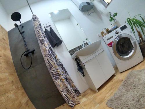 Gambar di galeri bagi Urocze studio w sercu Cieplic di Warmbrunn