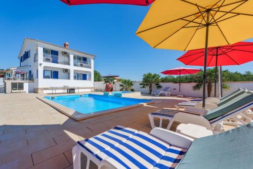 Holiday house in rural Istria with pool and hydromassage