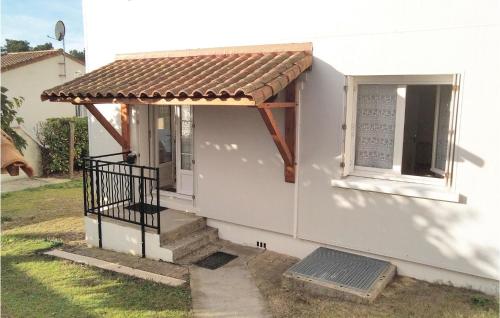 Nice Apartment In La Tranche Sur Mer