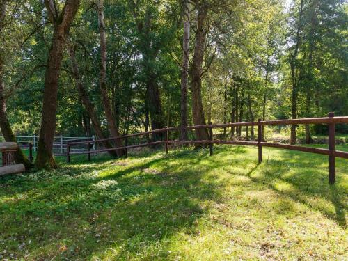 Taman di luar Blockhaus mit Blick auf die Weide, Eschede
