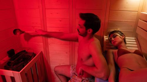 Tetamu yang menginap di Roots Villa Sequoia