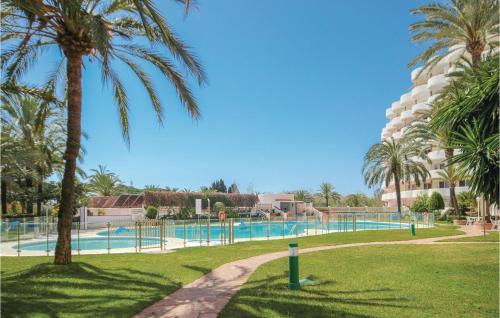 Sunny Apartment In Marbella