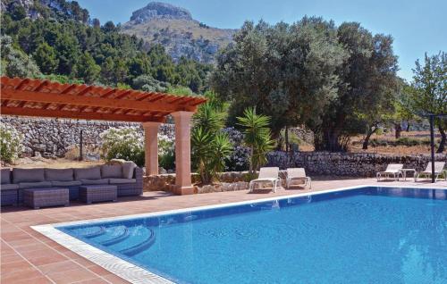 Πισίνα στο ή κοντά στο Awesome Home In Estellencs