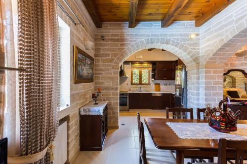 Köök või kööginurk majutusasutuses Villa Orthes