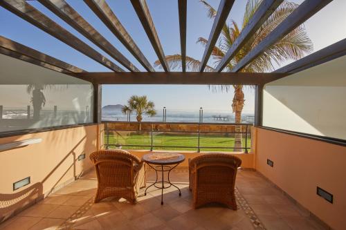 Balkón nebo terasa v ubytování Secrets Bahía Real Resort & Spa Adults only