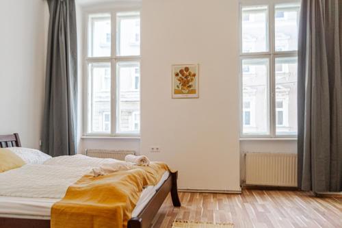 Posteľ alebo postele v izbe v ubytovaní Pleasant 3BR Shared Apartment- Ideal for Longstays