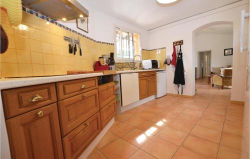 Beautiful Home In Porto Vecchio