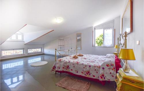 Galería fotográfica de 2 Bedroom Cozy Home In Maria Di Castellabate en Santa Maria di Castellabate