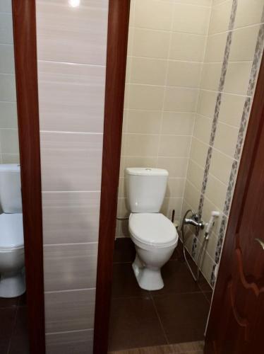 Bilik mandi di Hostel Viator