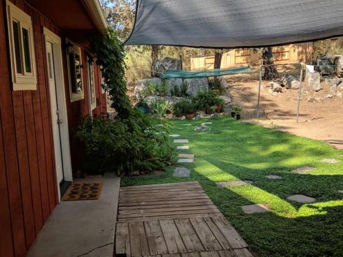 Sleeping Wolf Guest House – Photos 2