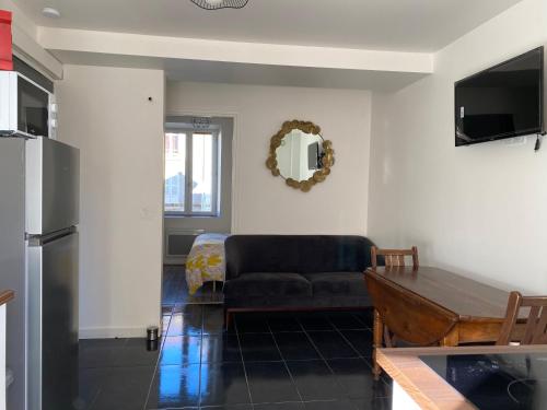 Photo de la galerie de l'établissement Appartements VIZILLE GRENOBLE - Route Napoleon, à Vizille